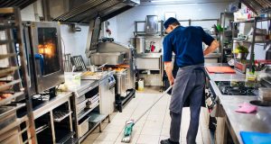 Лучшие коммерческие Хаки для чистки кухни